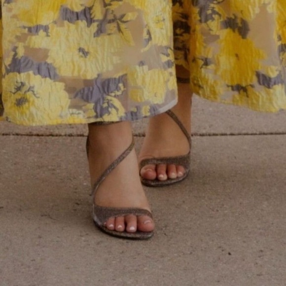 Stuart Weitzman Glitter Accent Slingback Heels - Picture 2 of 13